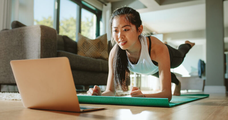 Tập thể dục online phổ biến hơn. 