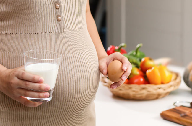 Protein là thành phần rất quan trọng, kể cả khi người phụ nữ ăn chay khi mang thai. 
