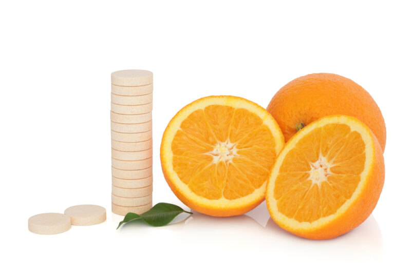 Vitamin C là một chất dinh dưỡng hòa tan trong nước mang lại nhiều lợi ích cho cơ thể, uống vitamin C khi bụng đói sẽ mang lại hiệu quả tốt nhất.